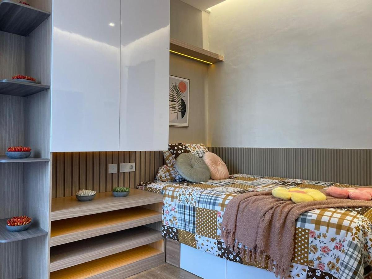 Stay.Vie Hotel Surabaya Dış mekan fotoğraf
