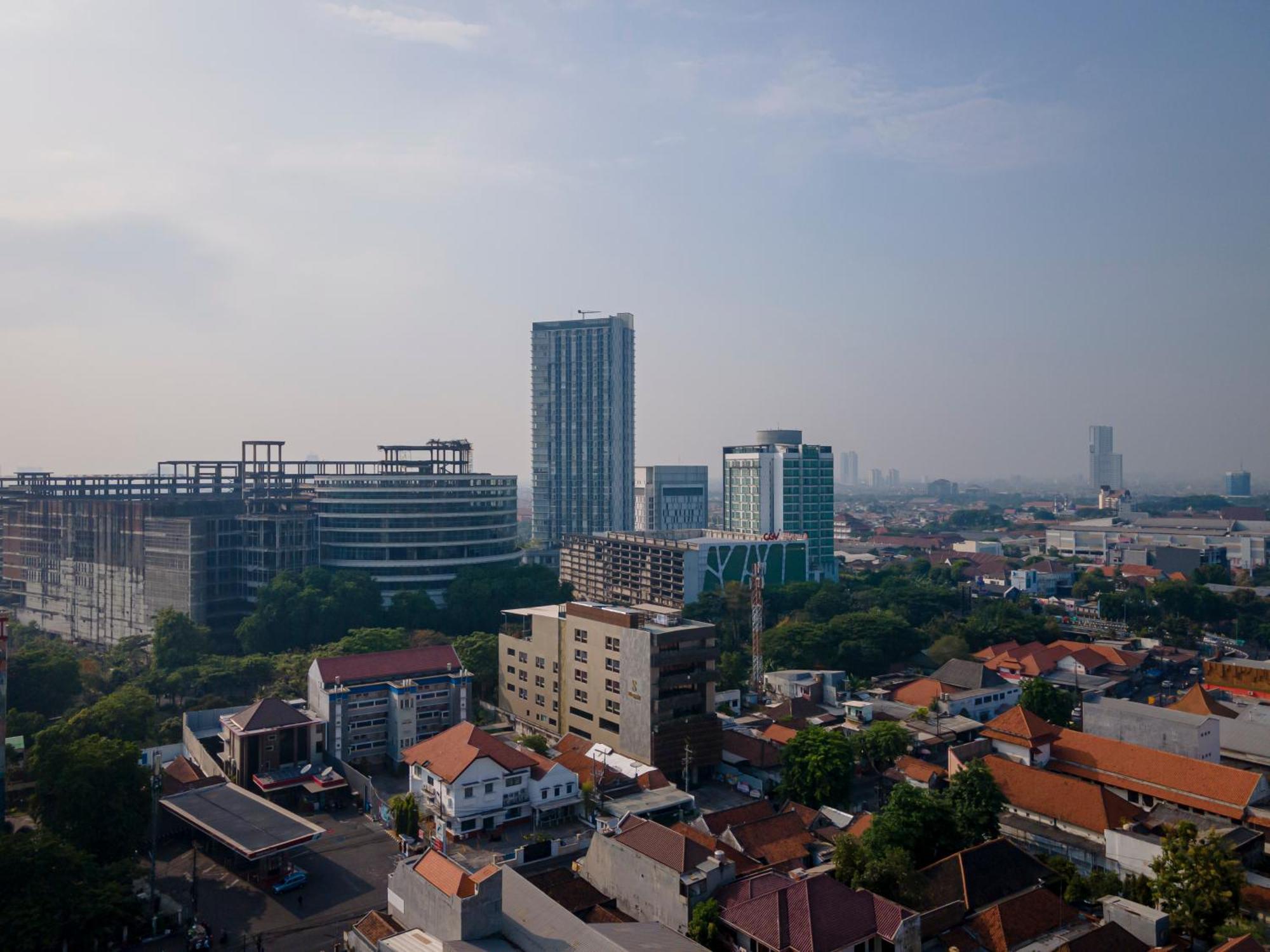 Stay.Vie Hotel Surabaya Dış mekan fotoğraf