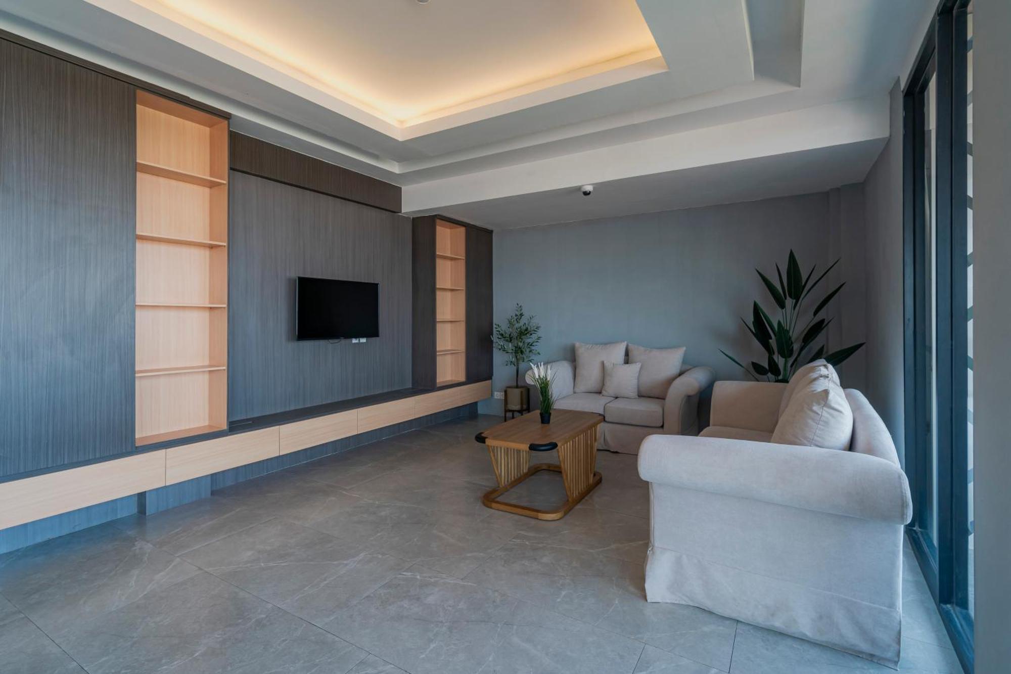 Stay.Vie Hotel Surabaya Dış mekan fotoğraf