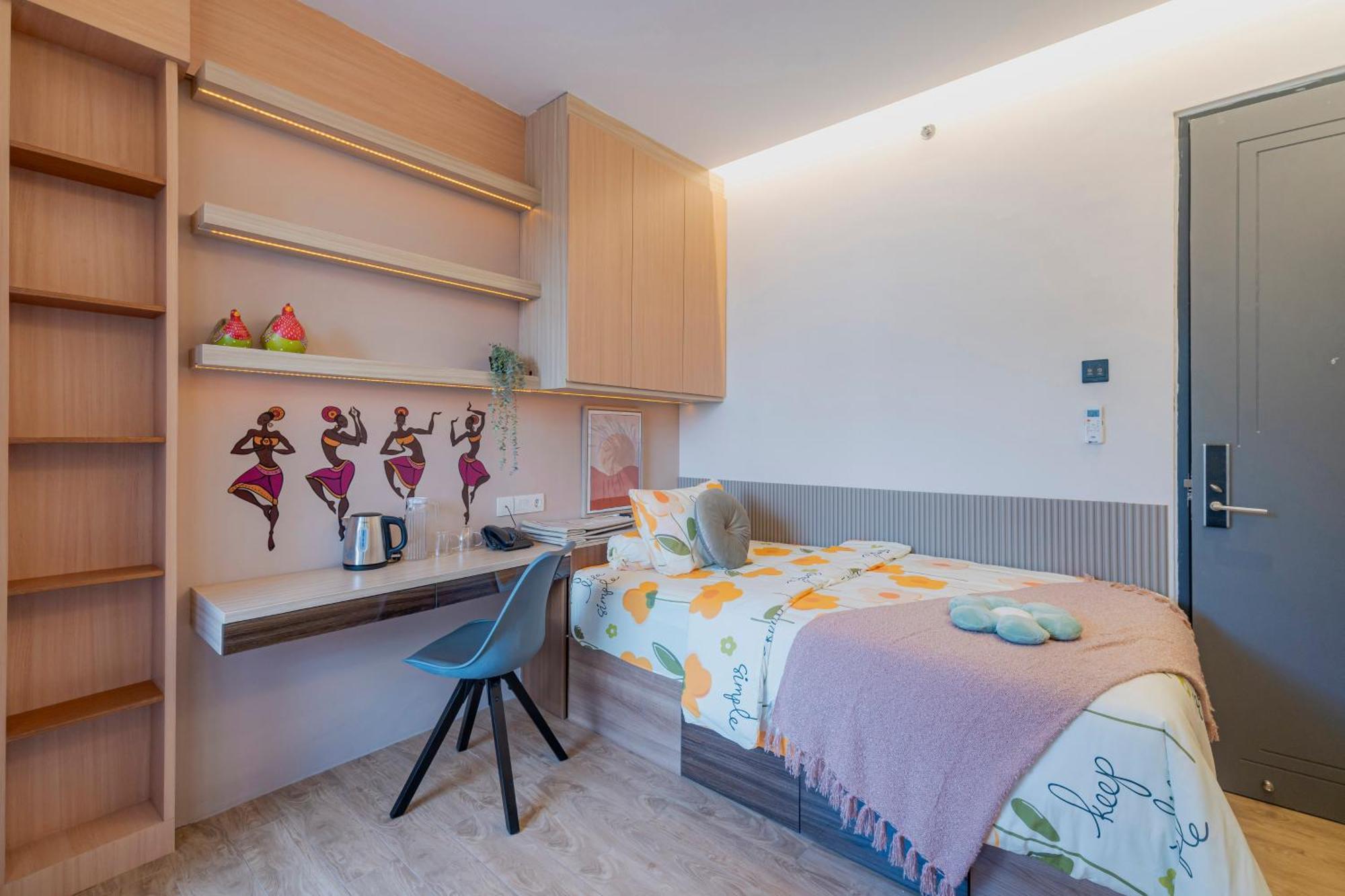 Stay.Vie Hotel Surabaya Dış mekan fotoğraf